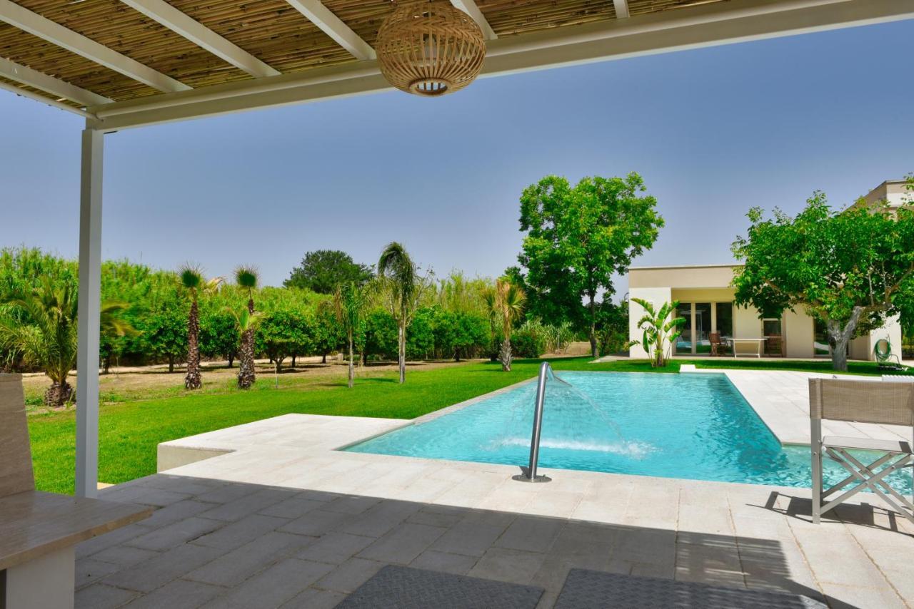 Villa Sirgole Rosa With Pool, Galatina クトロフィアーノ エクステリア 写真