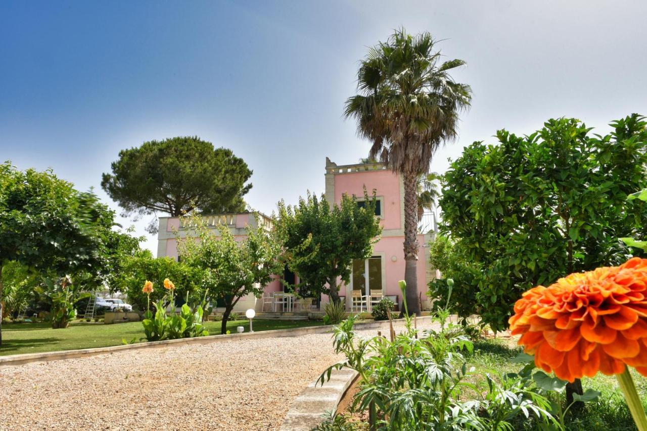Villa Sirgole Rosa With Pool, Galatina クトロフィアーノ エクステリア 写真