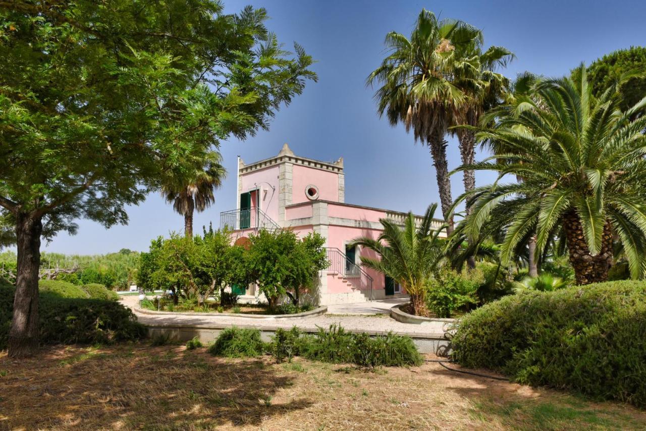 Villa Sirgole Rosa With Pool, Galatina クトロフィアーノ エクステリア 写真