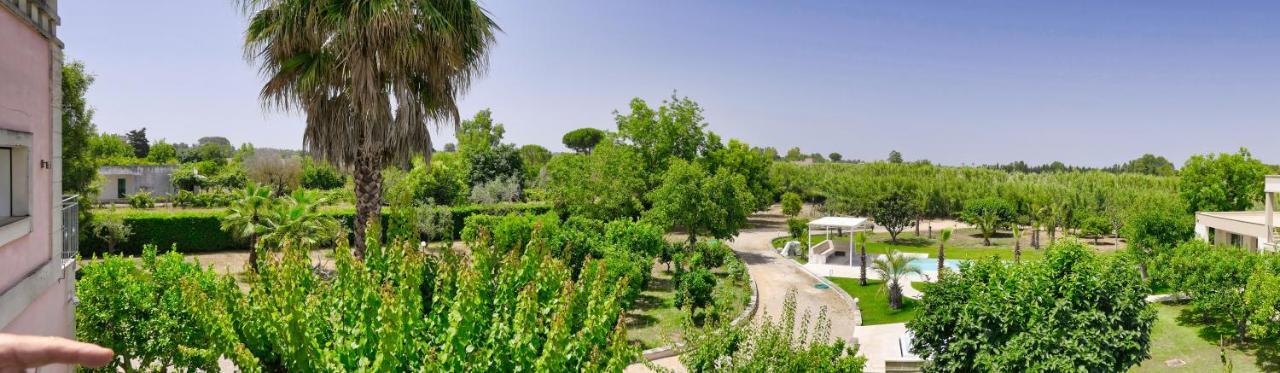 Villa Sirgole Rosa With Pool, Galatina クトロフィアーノ エクステリア 写真