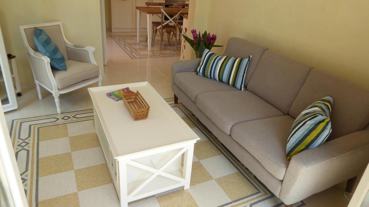 Villa Sirgole Rosa With Pool, Galatina クトロフィアーノ エクステリア 写真